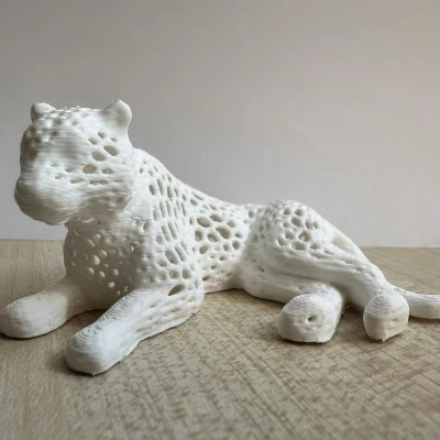 Mô Hình Hổ Voronoi