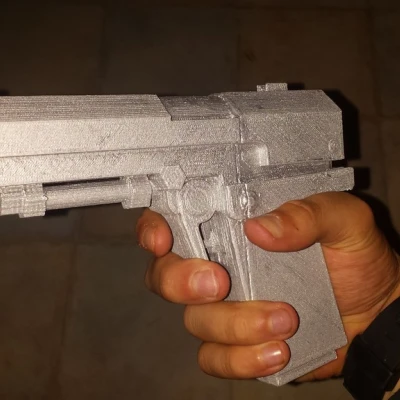 Súng lục bán tự động Rust (in 3D)