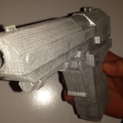 Súng lục bán tự động Rust (in 3D)