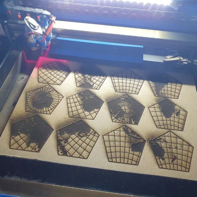 Quả Địa Cầu Đa Diện Đẹp Mắt