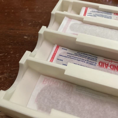 Hộp Đựng Băng Keo Cá Nhân Phiên Bản 2