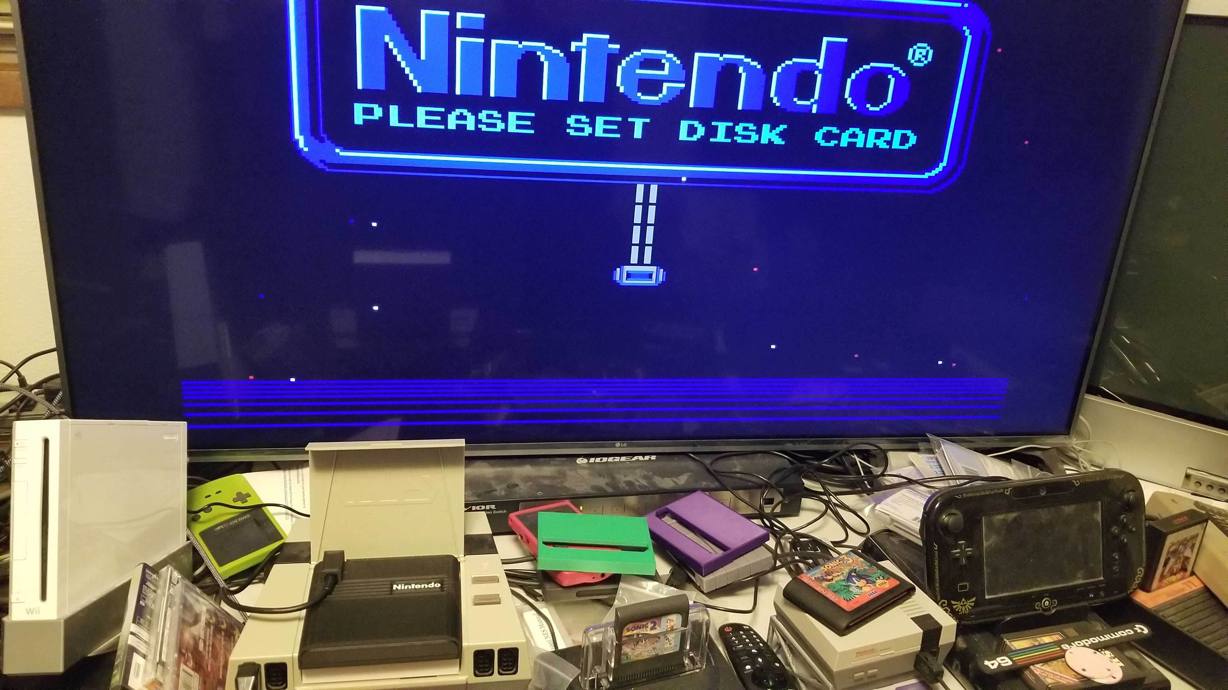 Vỏ thay thế RAM Famicom Disk System cho RetroUSB AVS