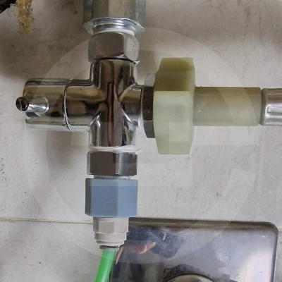 Núm nối giảm côn 3/8" (F) X 1/4" (F) BSP