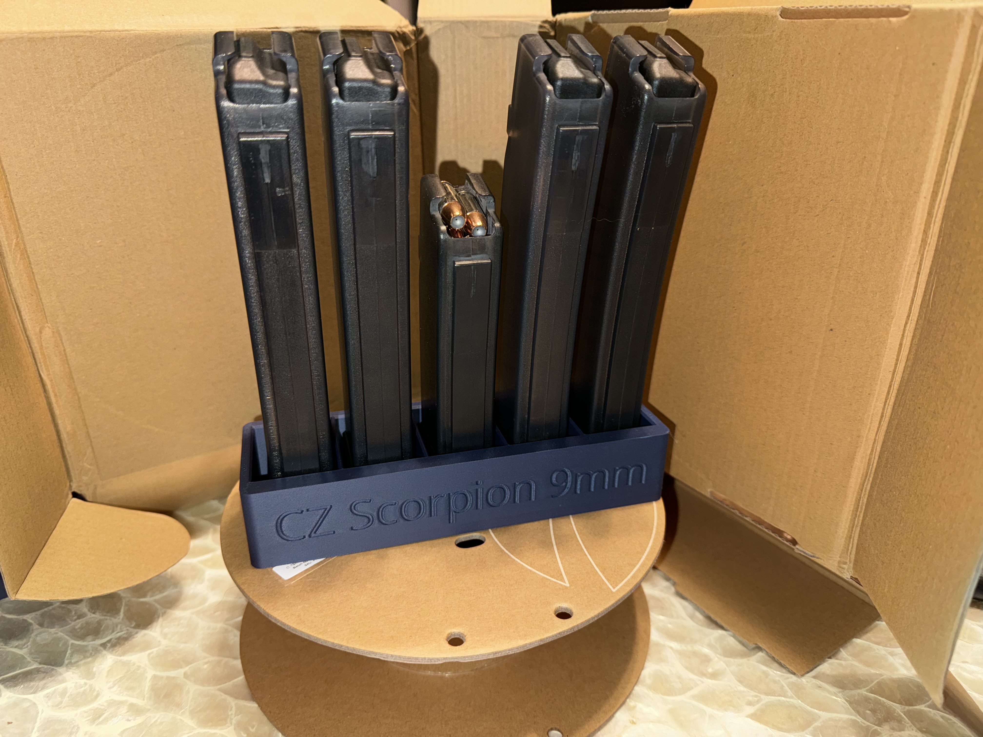 Giá Đỡ Băng Đạn CZ Scorpion