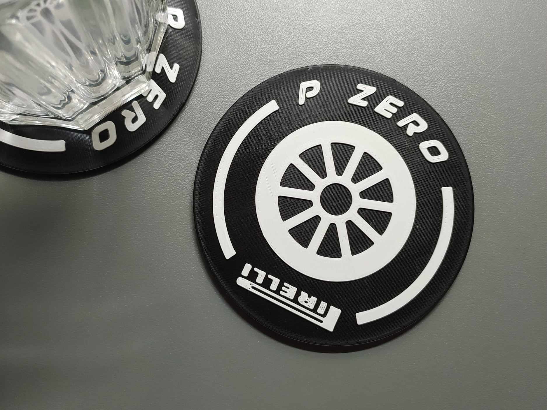 Đế lót ly hình lốp F1