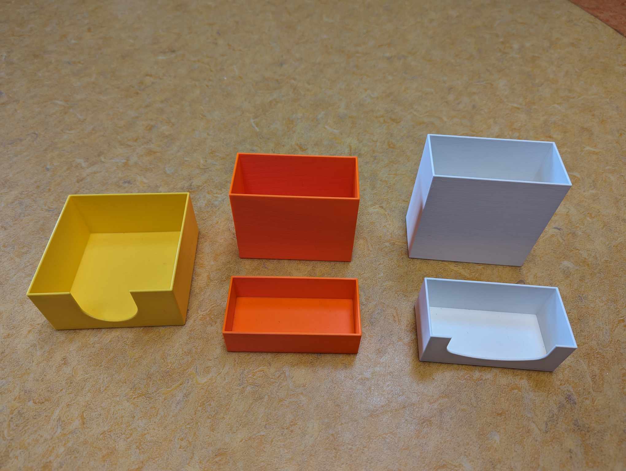 Hộp Đựng Đồ Để Bàn Tùy Chỉnh