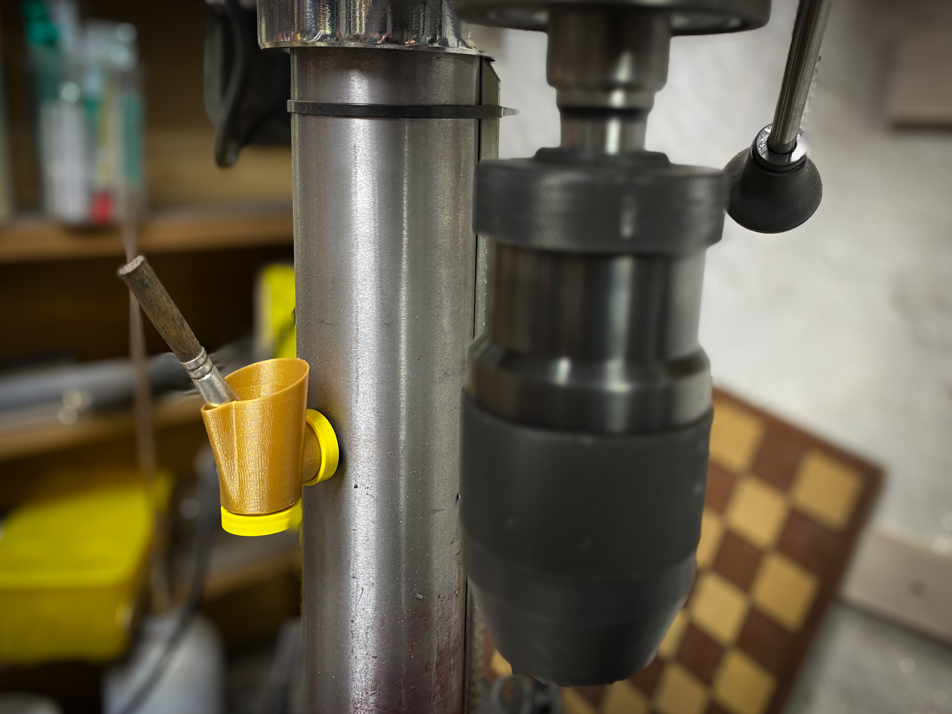 Cốc Đựng Dầu Nam Châm Cho Xưởng