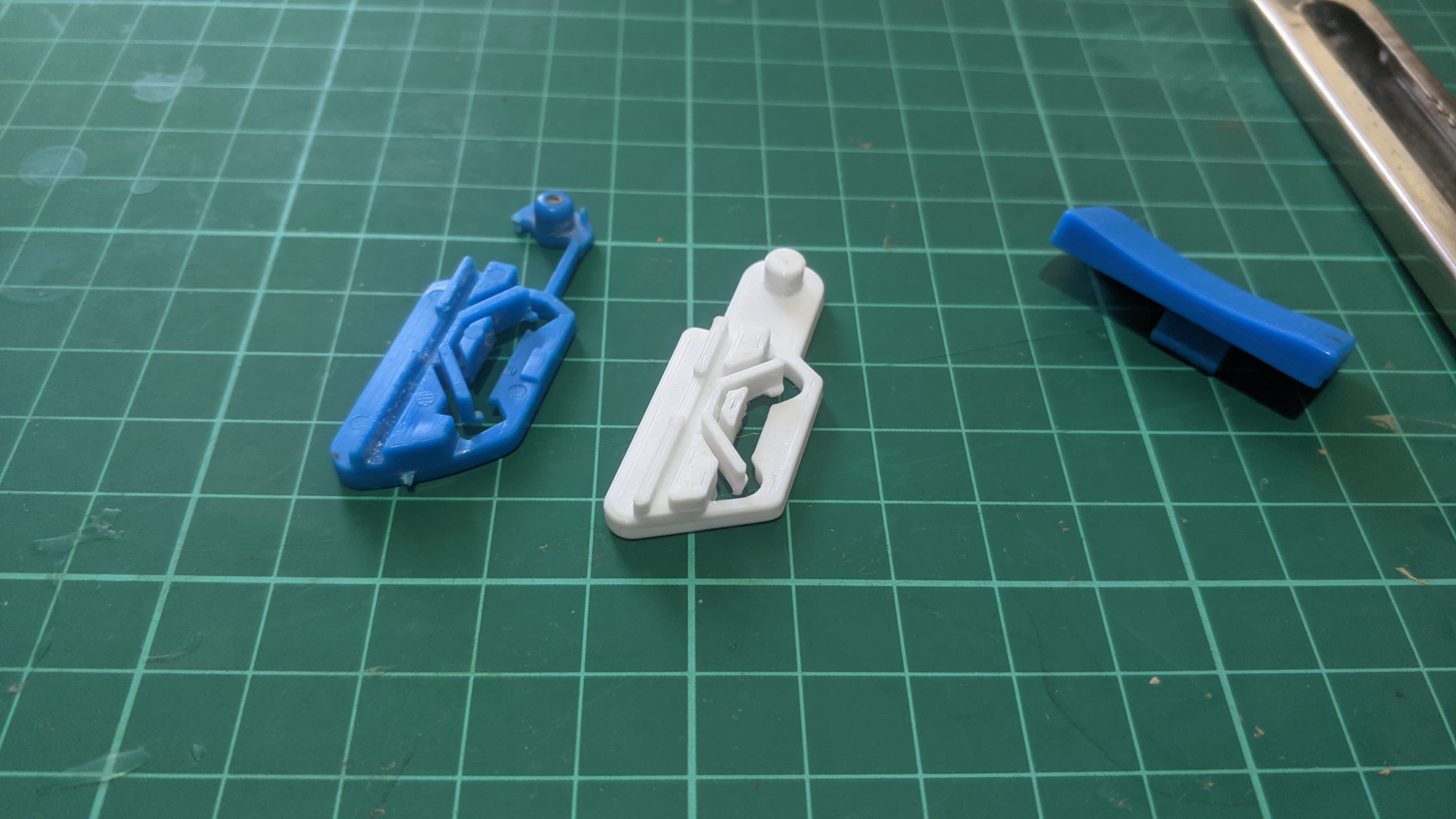 Sửa Chữa Lưỡi Dao Rút Có Khớp Nối