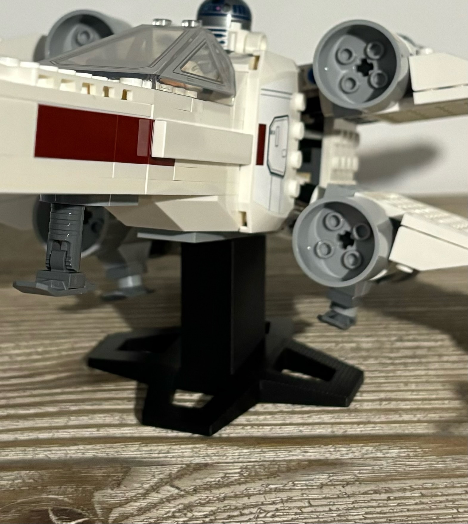 Chân đế trưng bày cho LEGO Star Wars X-Wing