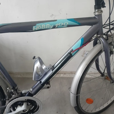 Giá đỡ chai nước xe đạp (1.5L tùy chỉnh) + giá đỡ bơm (remix)