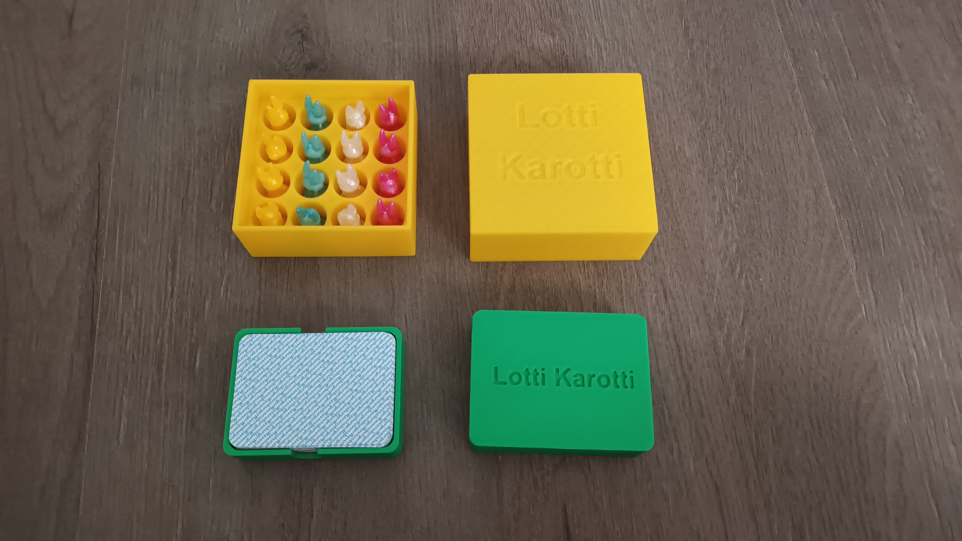 Hộp đựng bài và Hòm đựng thú Lotti-Karotti