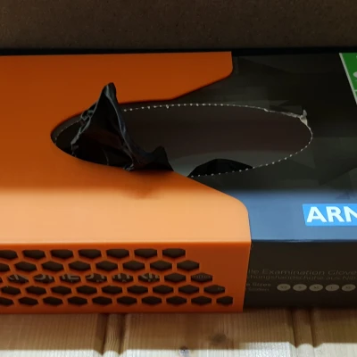 Giá đỡ hộp găng tay nitrile gắn tường