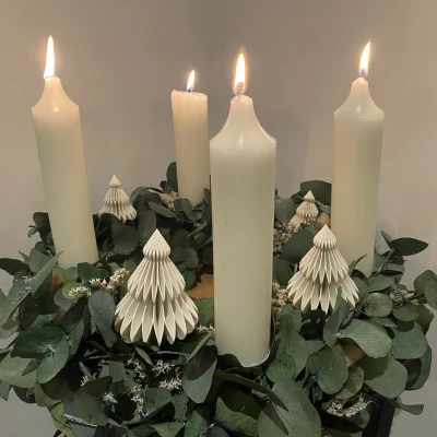 Cây Thông Noel Tối Giản