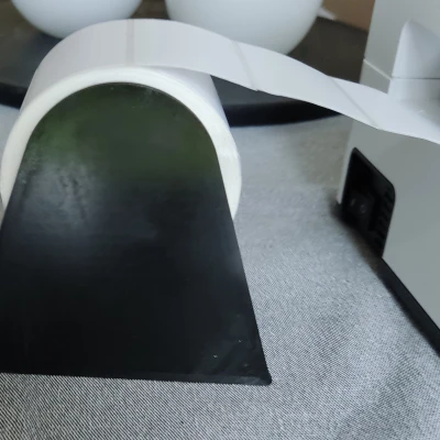 Giá đỡ cuộn nhãn