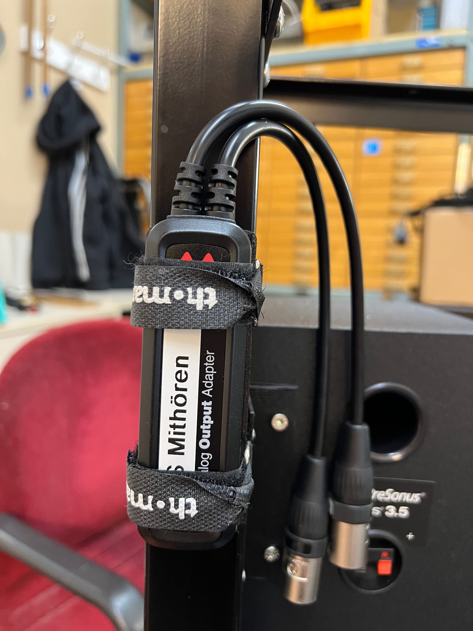 Giá đỡ Dante Avio Adapter Tự Chế