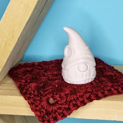 Ngày 4 - Gnome Bị Quấn Băng Keo