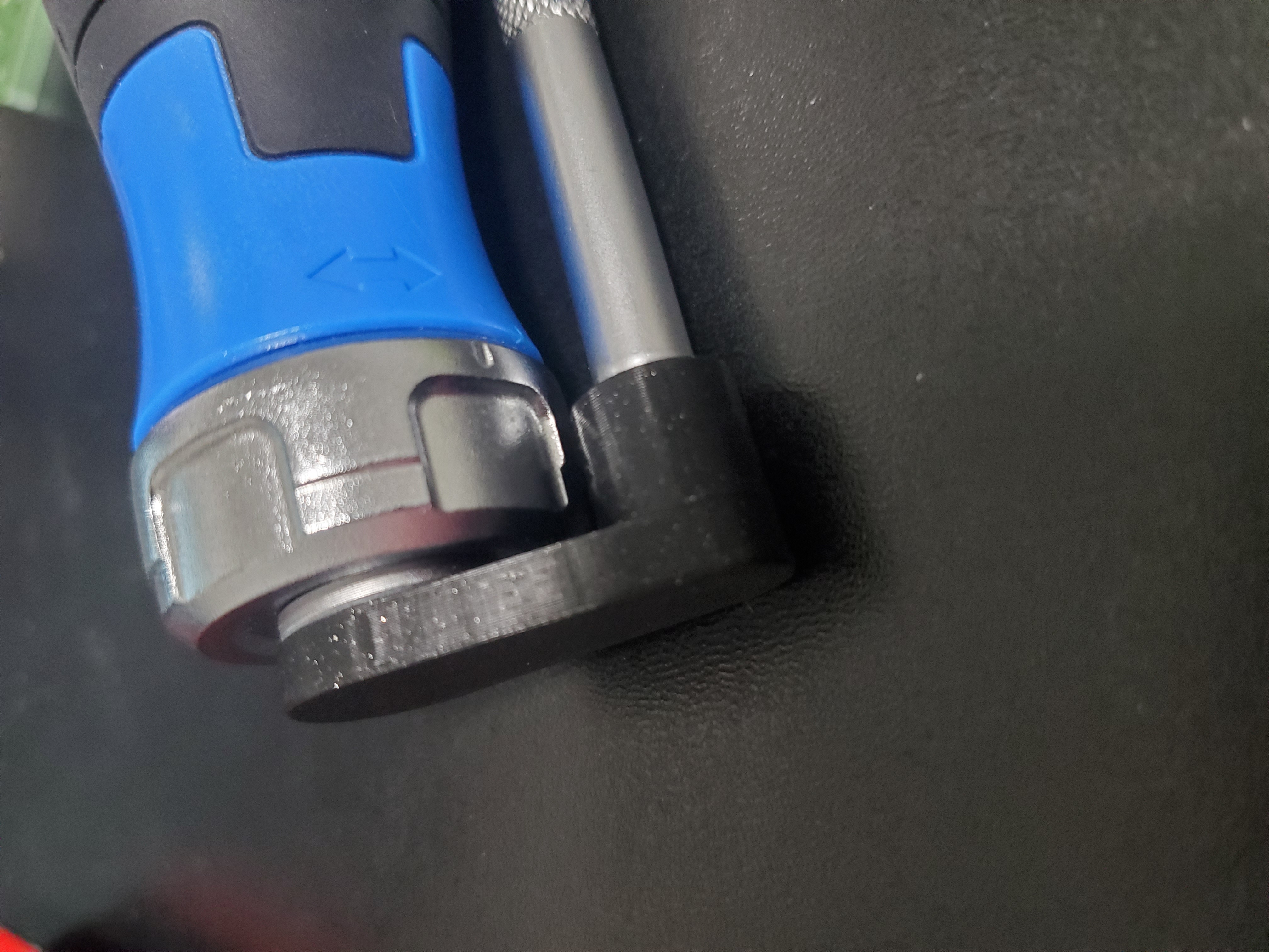 Giá đỡ trục cho tua vít Amazon Basics