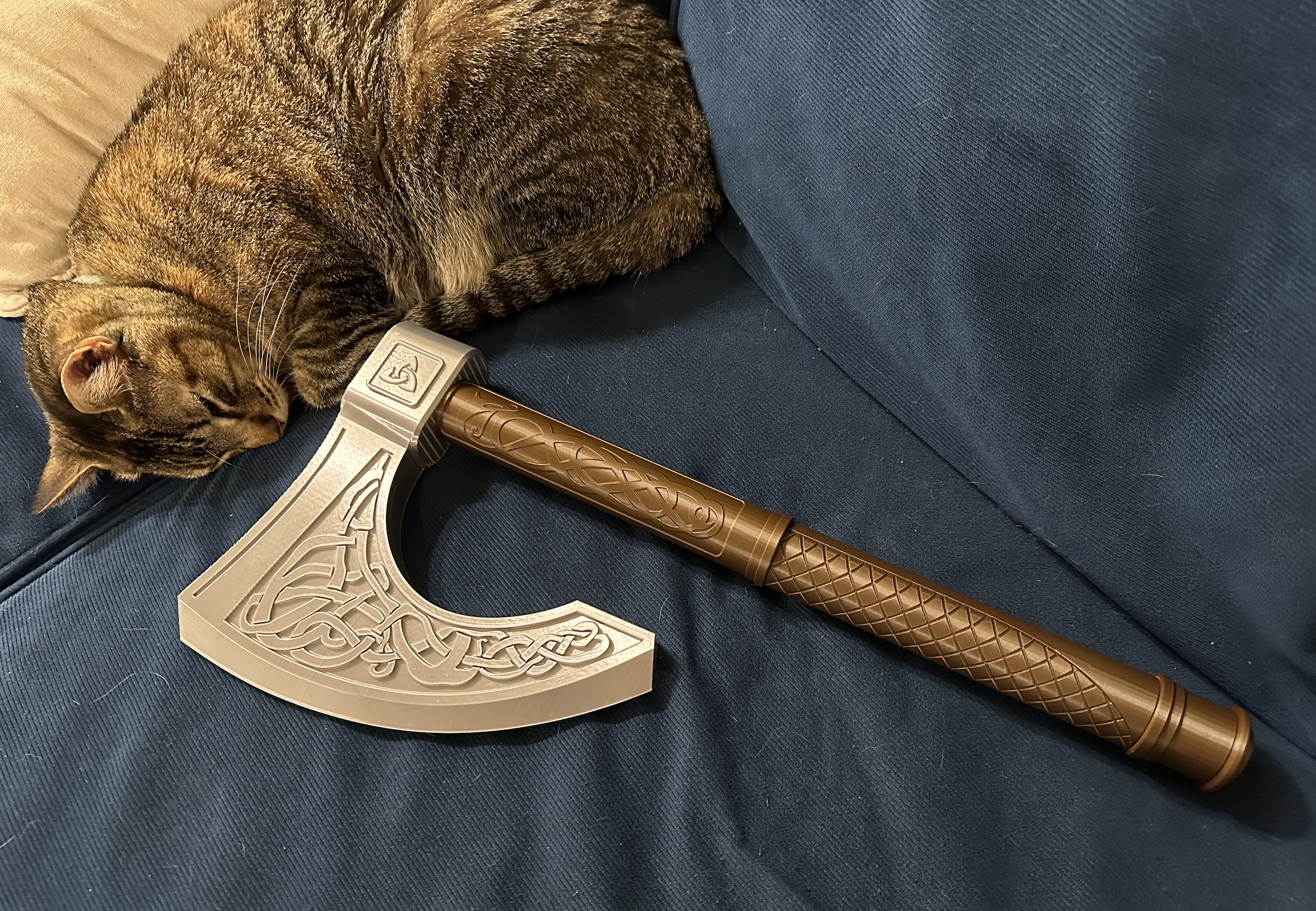 Rìu Viking Có Tay Cầm (Không Cần Keo)