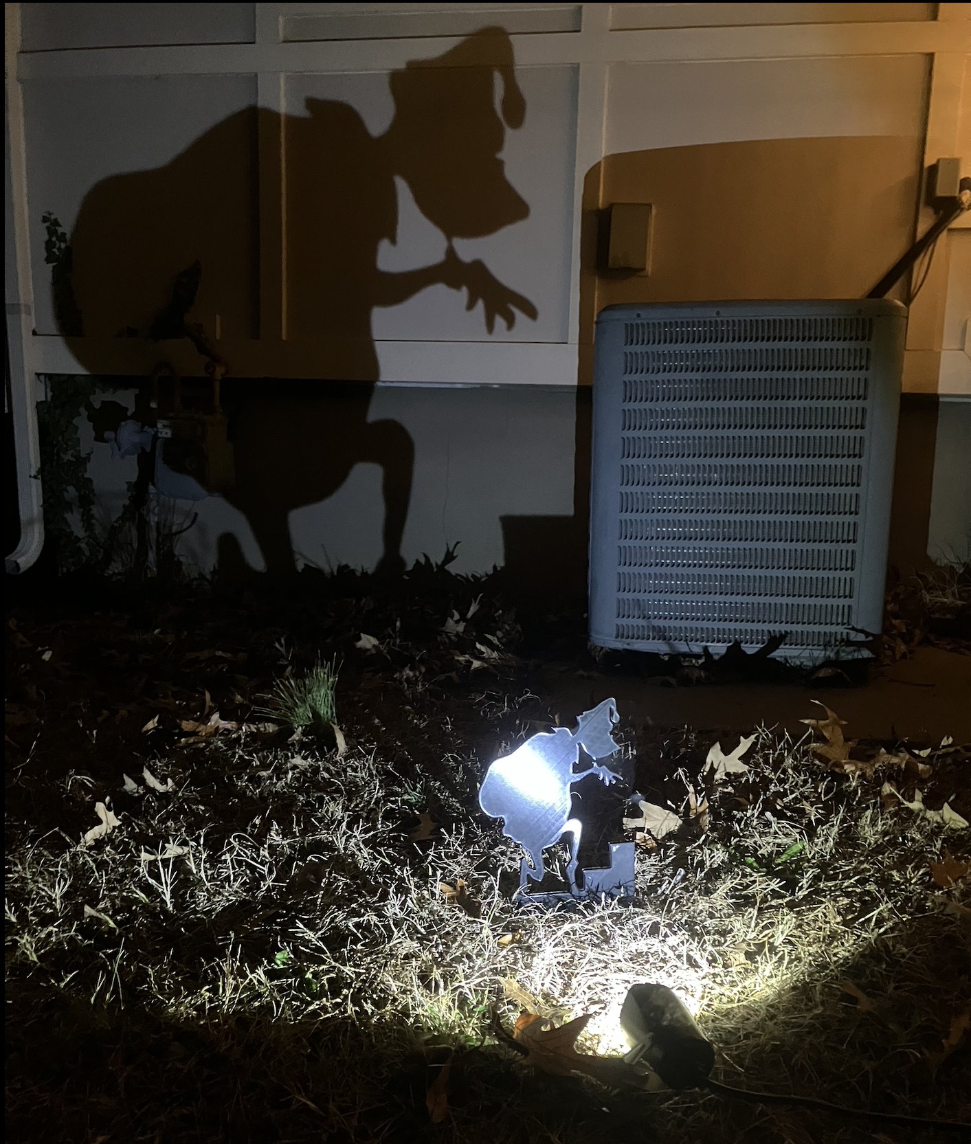 Hình bóng Grinch để Chiếu Niềm Vui