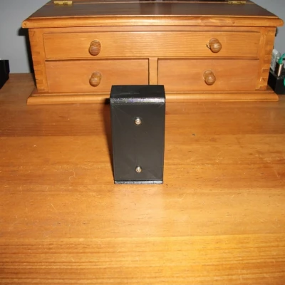 Giá đỡ điện thoại lò xo (Spring Phone Cradle)