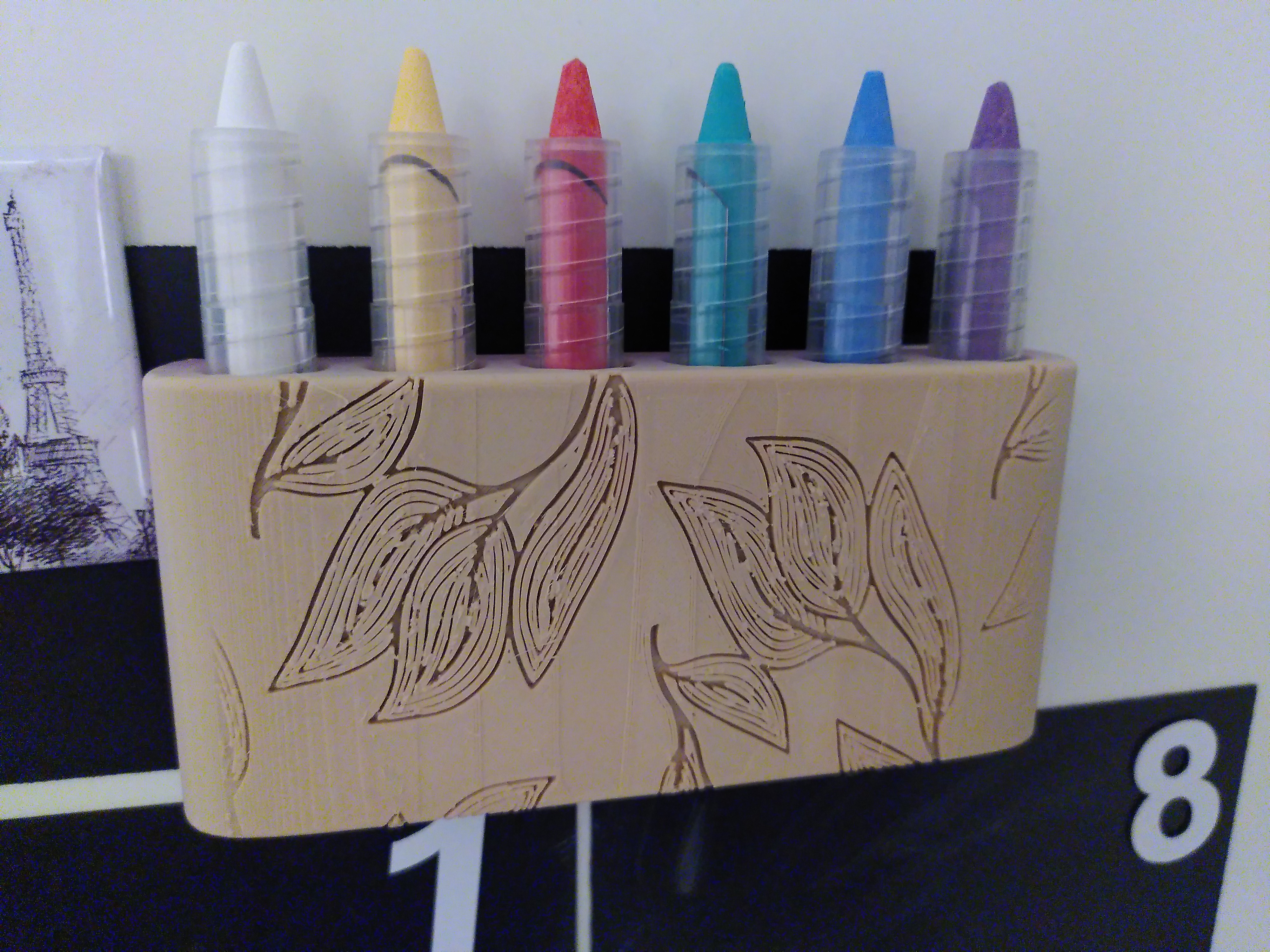 Chân cắm bút phấn (Penholder for chalkpens)