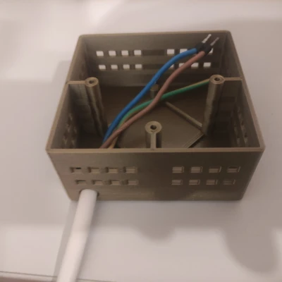 Hộp đựng NS Panel EU gắn tường