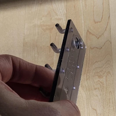 Giá Gắn Bộ Sạc Pin Dewalt