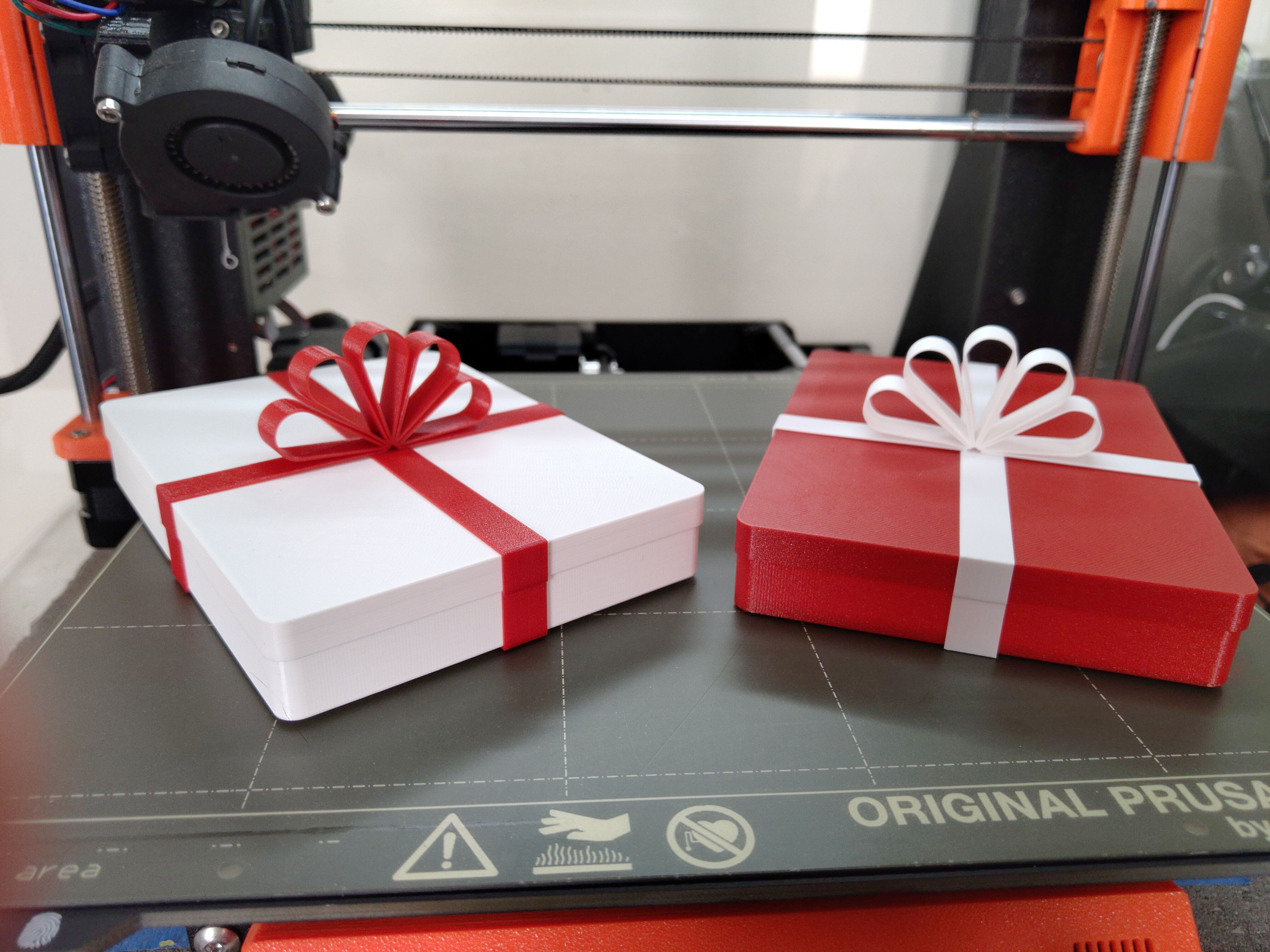 Hộp Đựng Thẻ Quà Tặng Bán Lẻ