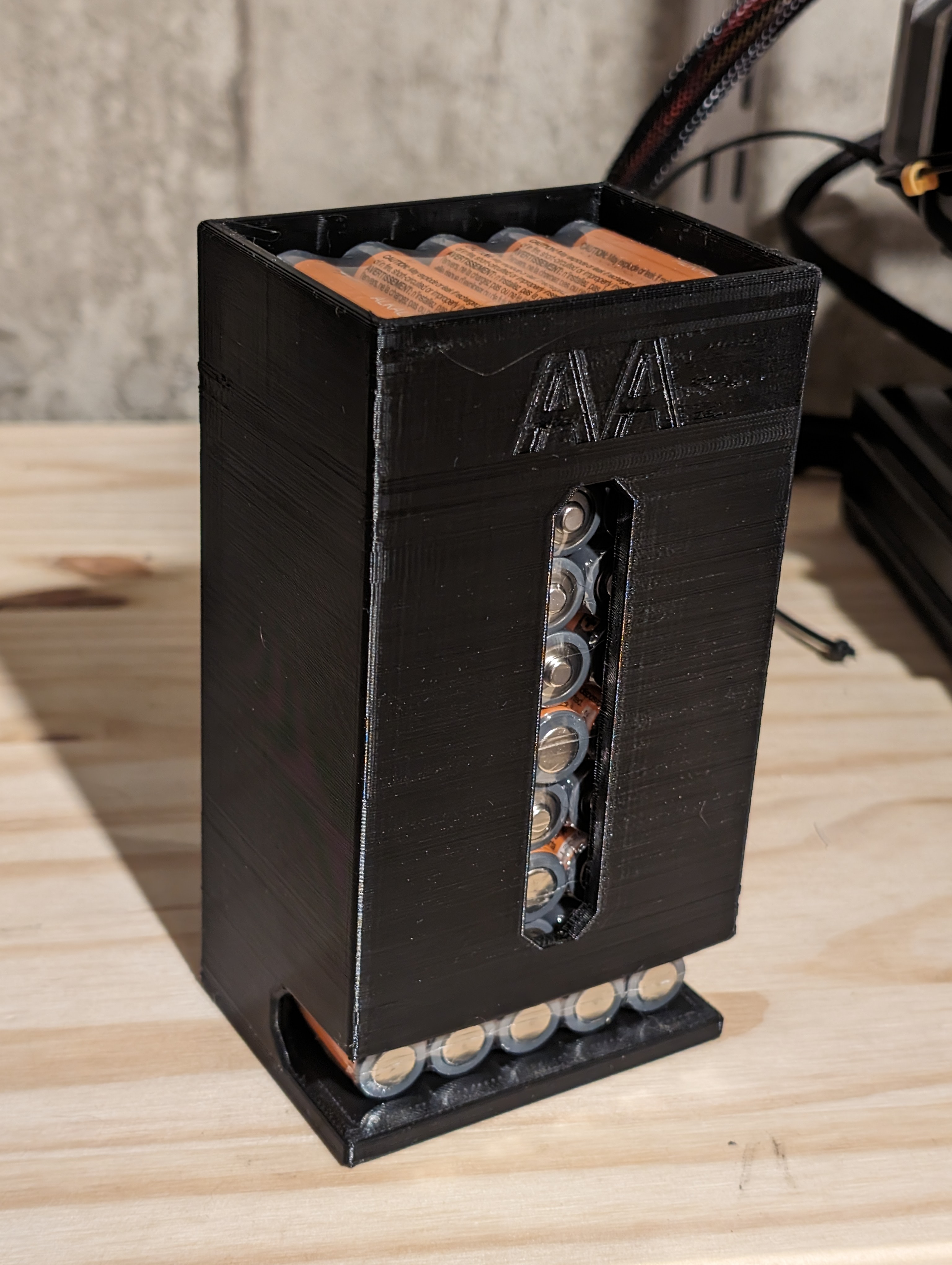 Hộp Đựng Pin AA Treo Tường