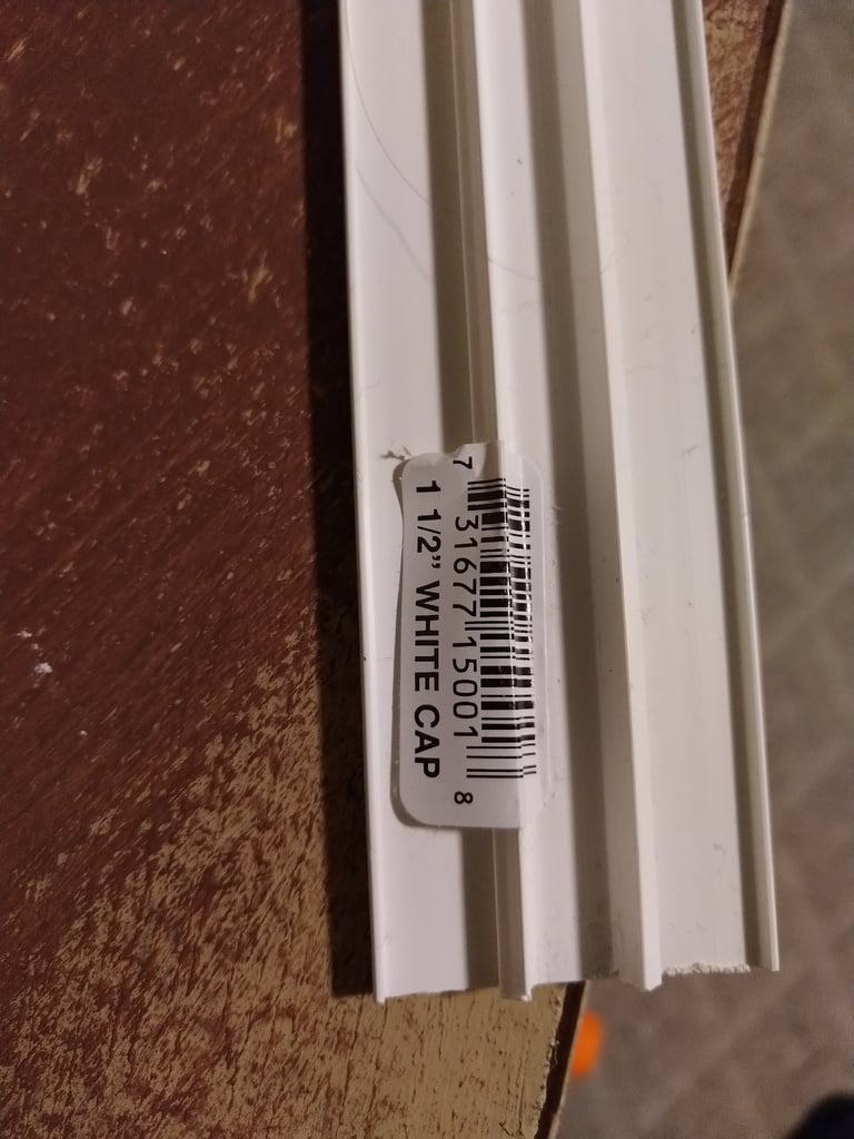 Chân Đế Tường và Cọc Hàng Rào Cho Đường Đua Xe Slot Car