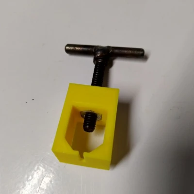 Dụng Cụ Kéo Bánh Răng Trục Xe Slot Car