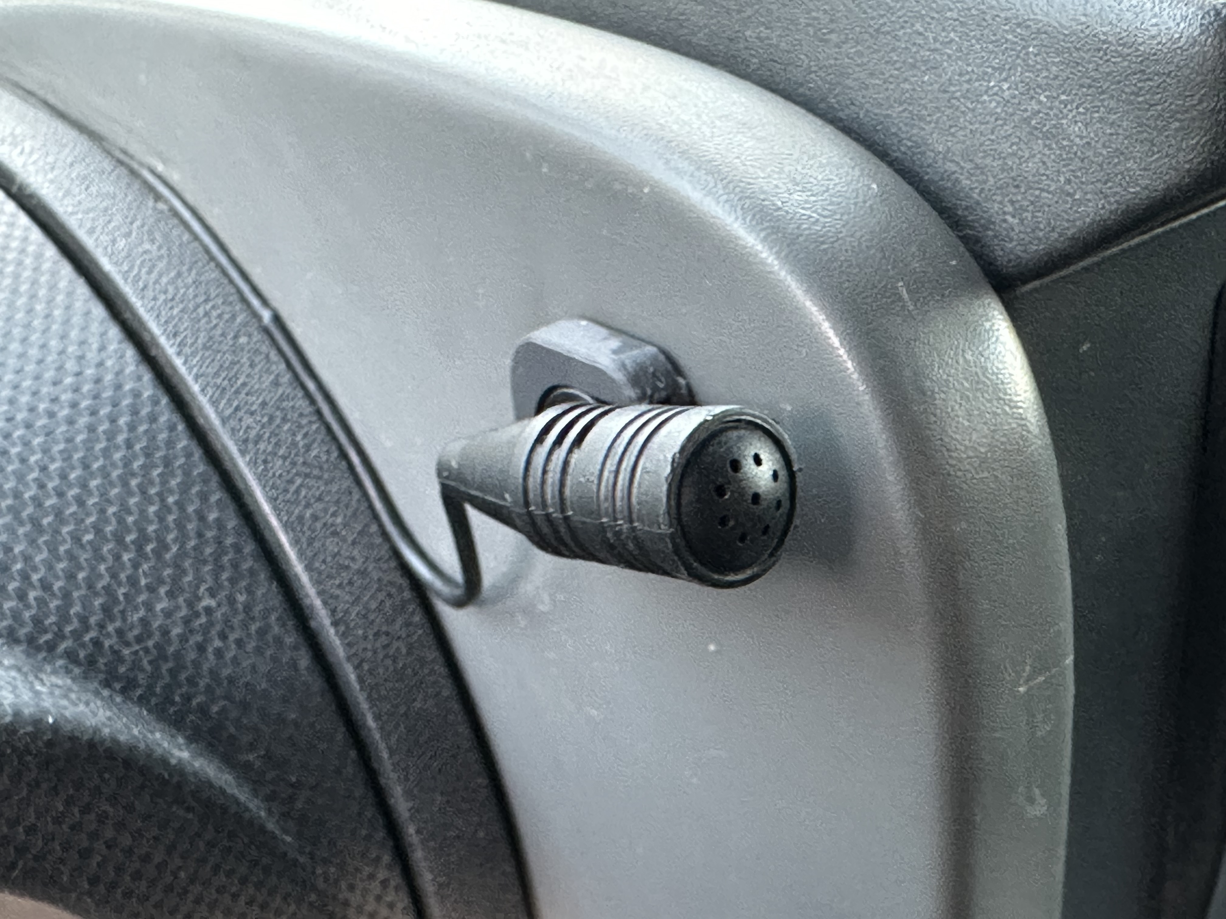 Kẹp Micro Rảnh Tay