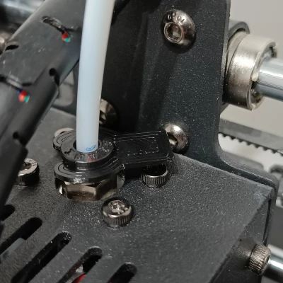 Kẹp giữ đầu nối ống bowden