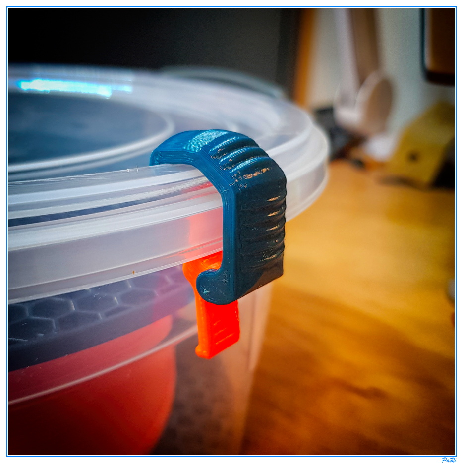 Chốt Khóa Demirel (v24) Cho Thùng Đựng Filament