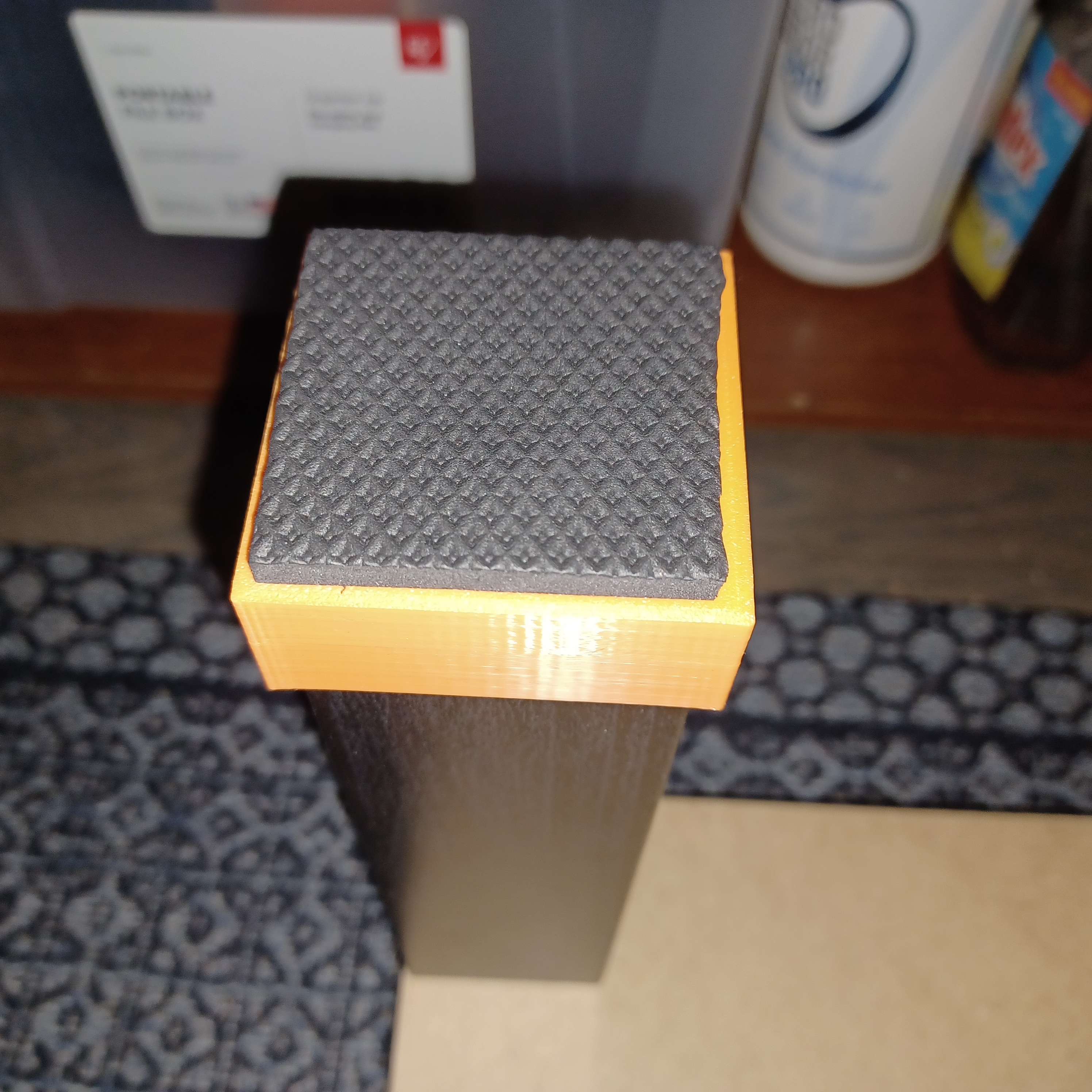 Nắp Chụp Chân Chỉnh Chiều Cao Bàn Lack