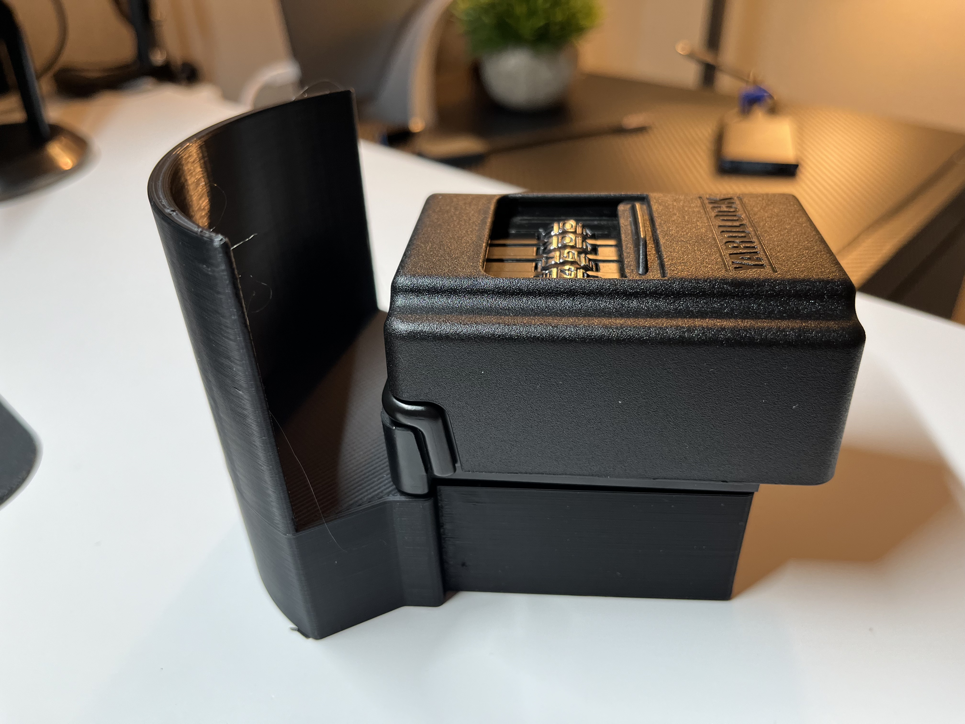 Miếng đệm + Vỏ che cho Ổ khóa cổng không chìa YARDLOCK