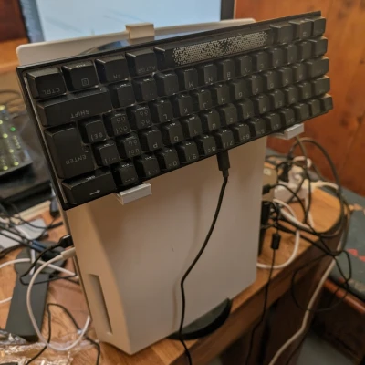 Móc Giữ Bàn Phím Cho Playstation 5