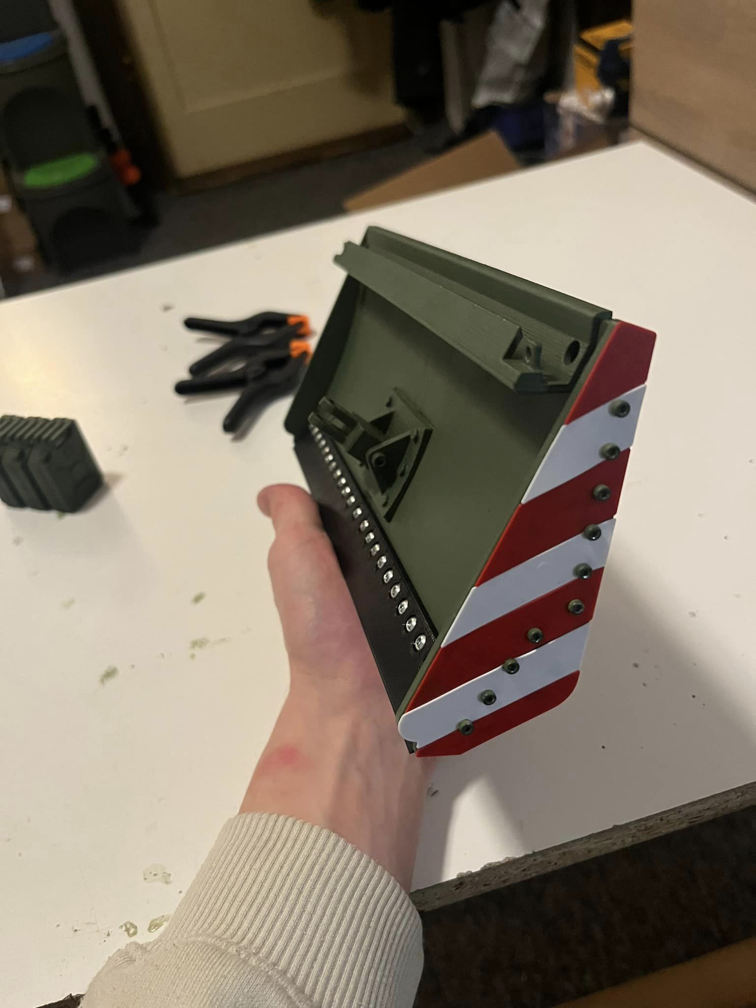 Mặt Hông Phản Quang Cho Lưỡi Ủi Tatra VT 8x8