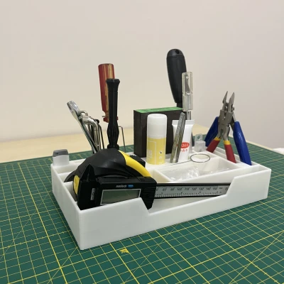 Hộp Đựng Dụng Cụ Bàn Làm Việc