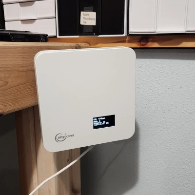 Giá đỡ AirGradient DIY Pro gắn tường nghiêng 45 độ