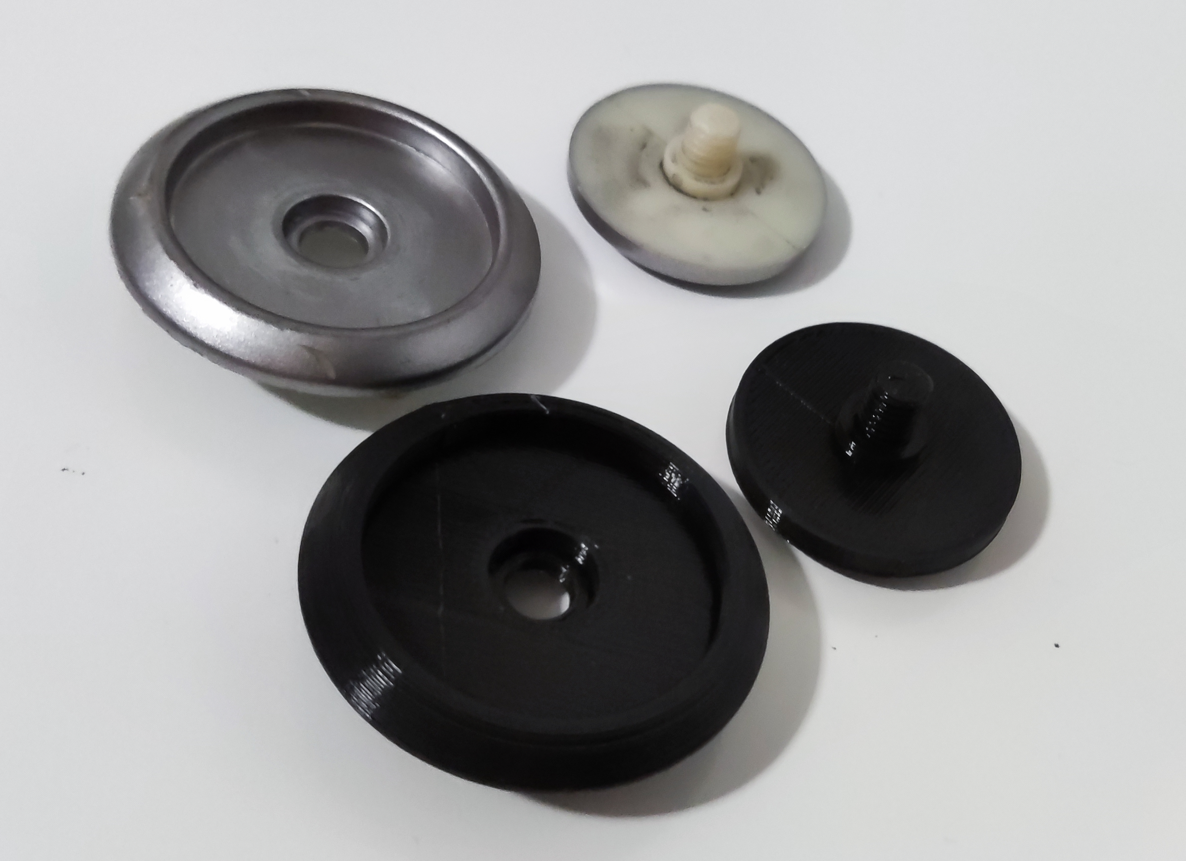 Ren cho Visera Nón Bảo Hiểm / Helmet Visor Thread