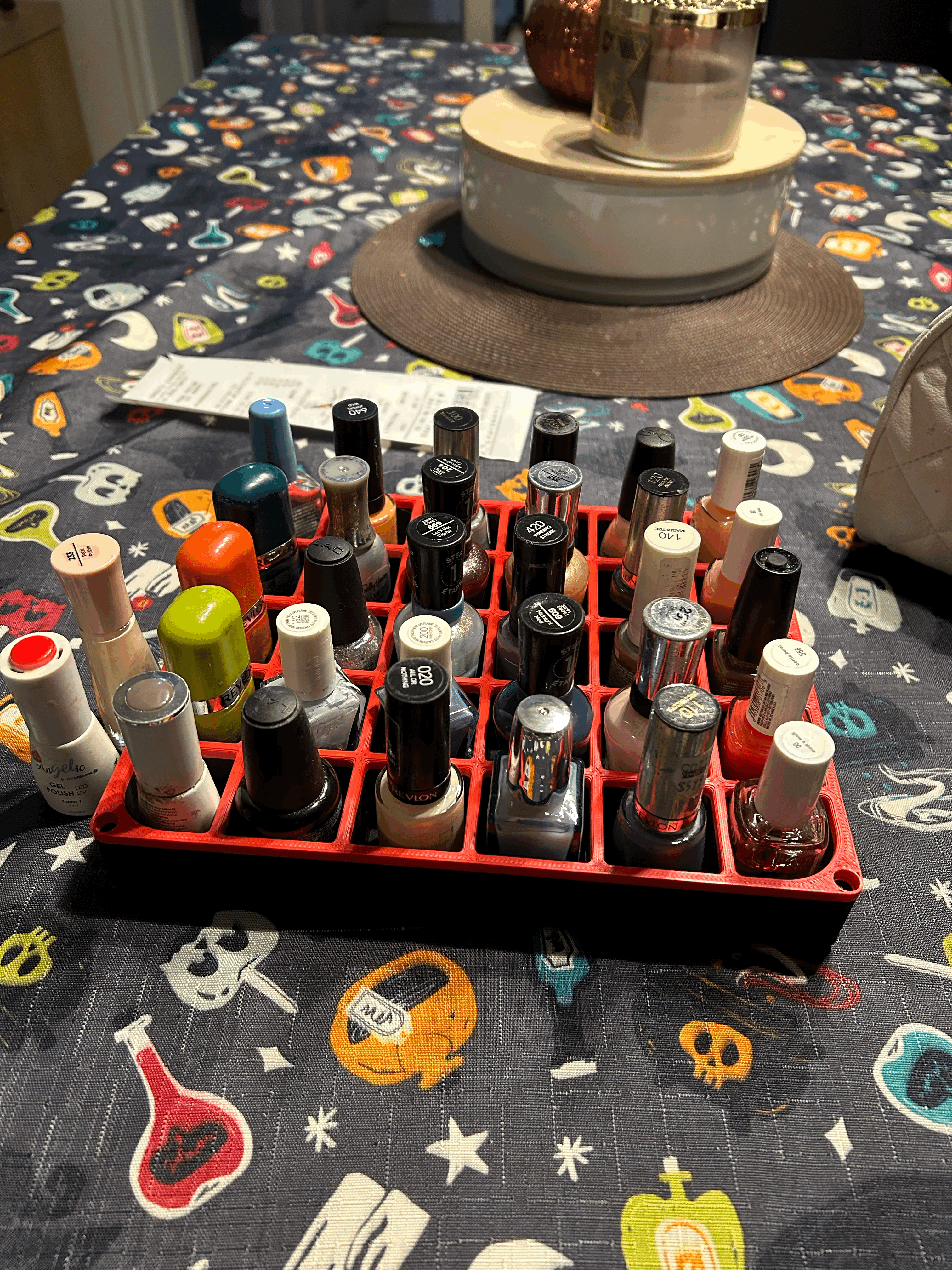 Hộp Đựng Sơn Móng Tay