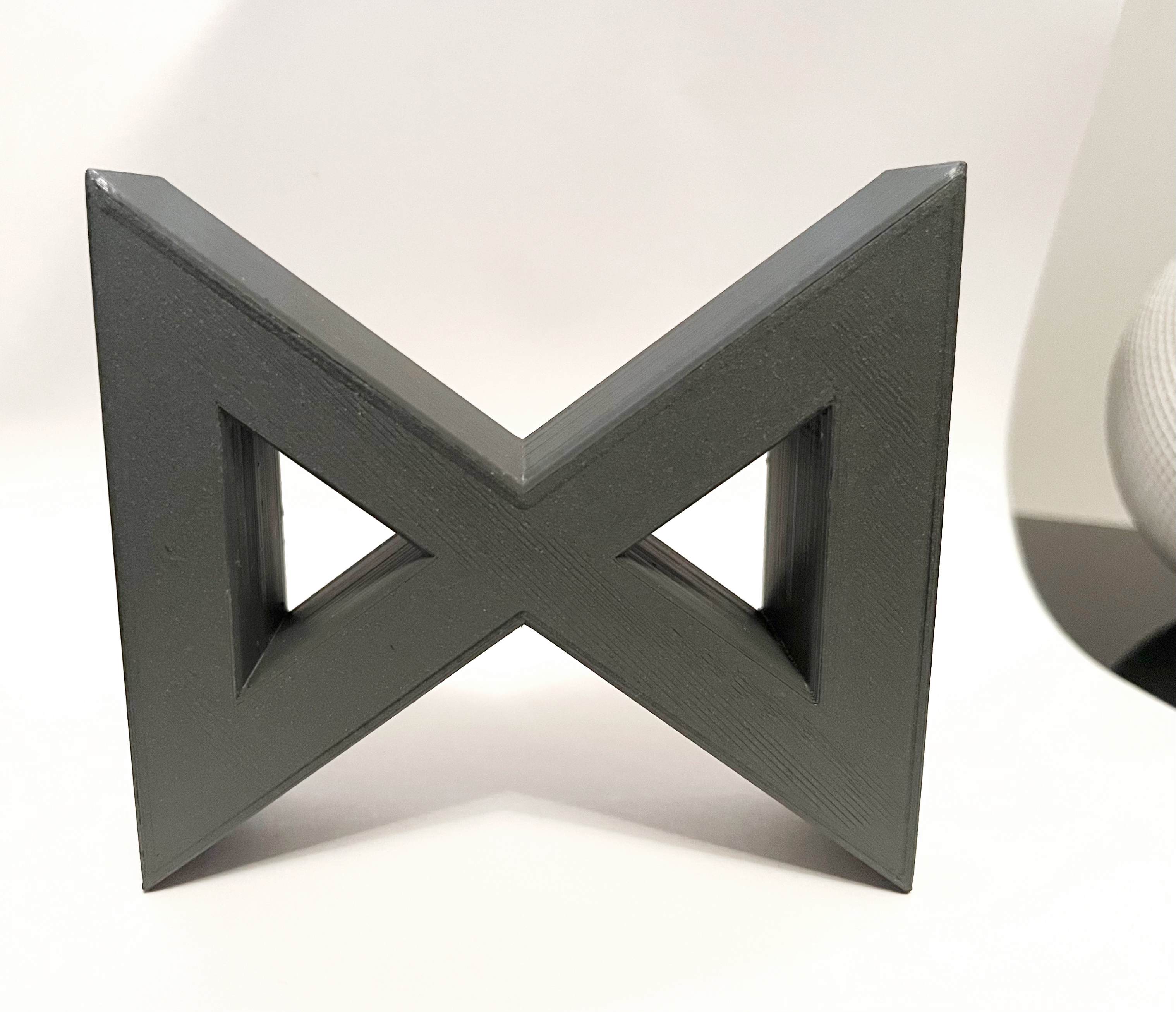 Biểu Tượng Monarch ( Apple TV ) Godzilla - Fan Art - Logo Dập Nổi Phong Cách Flexi Rex