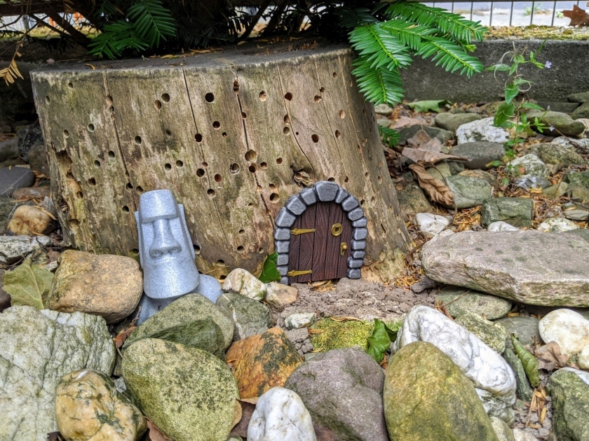 Cửa Nhỏ Xíu Cho Lỗ Chuột