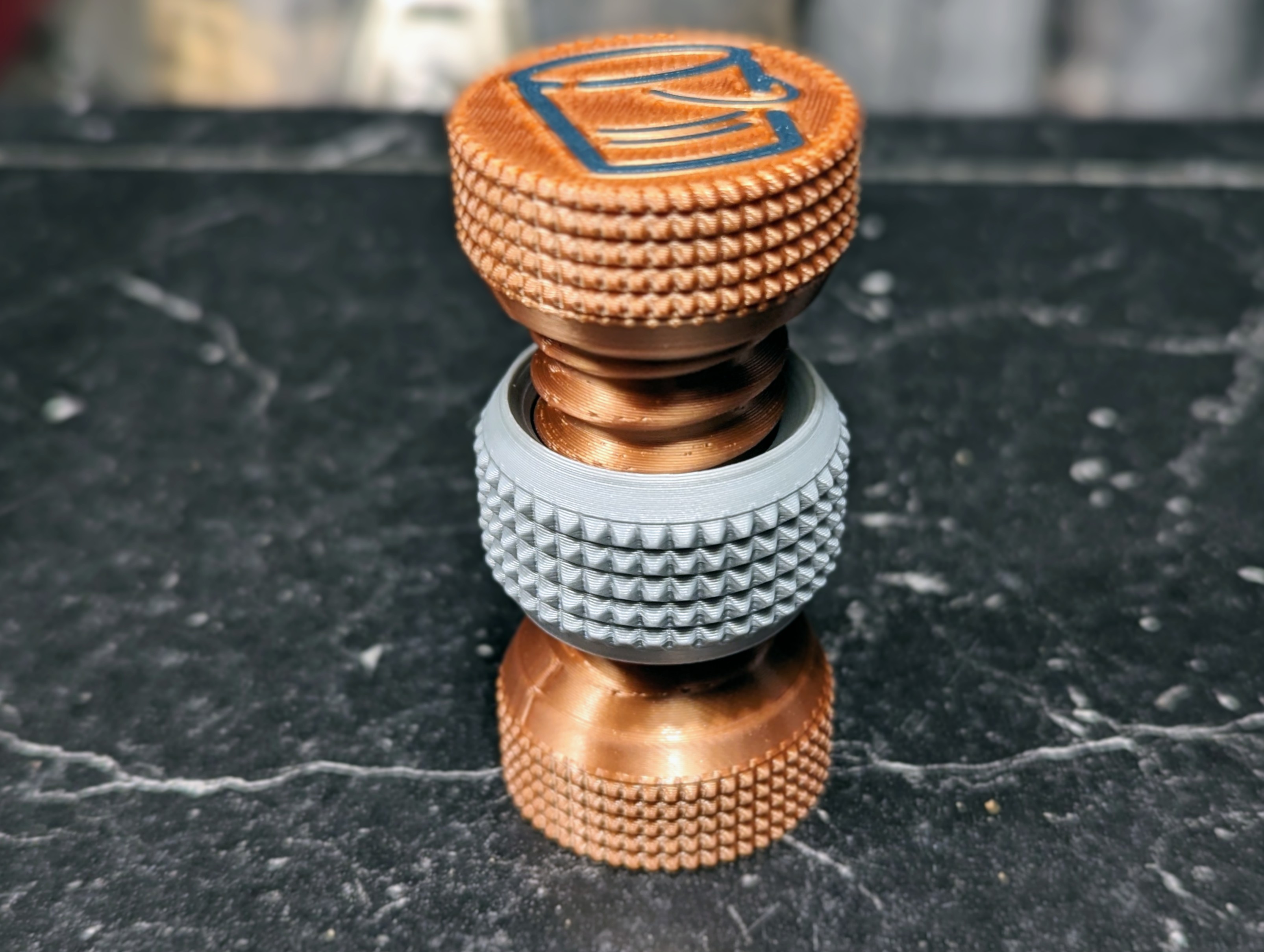 Đồ Chơi Vặn Ốc Vít In-Tại-Chỗ