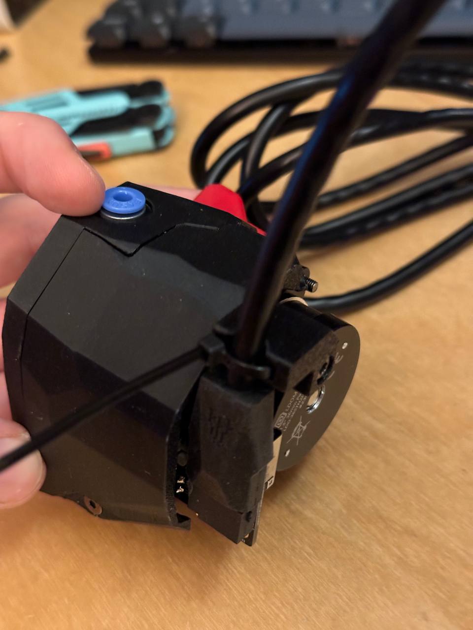 Giảm sốc Galileo 2 SB2209 bằng dây rút