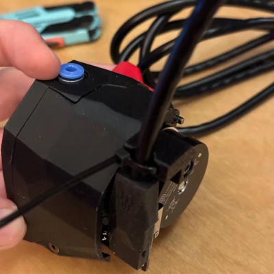 Giảm sốc Galileo 2 SB2209 bằng dây rút