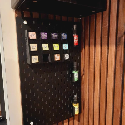 Kệ đựng bình xịt màu Distress Ink cho Skadis