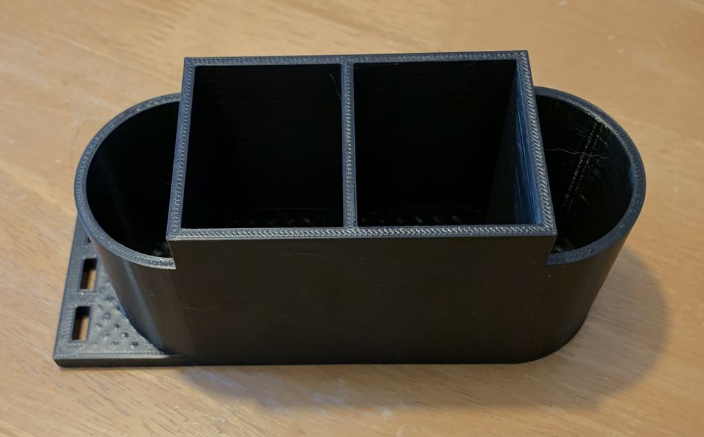 Kệ Đựng Bút và USB Flash Drive