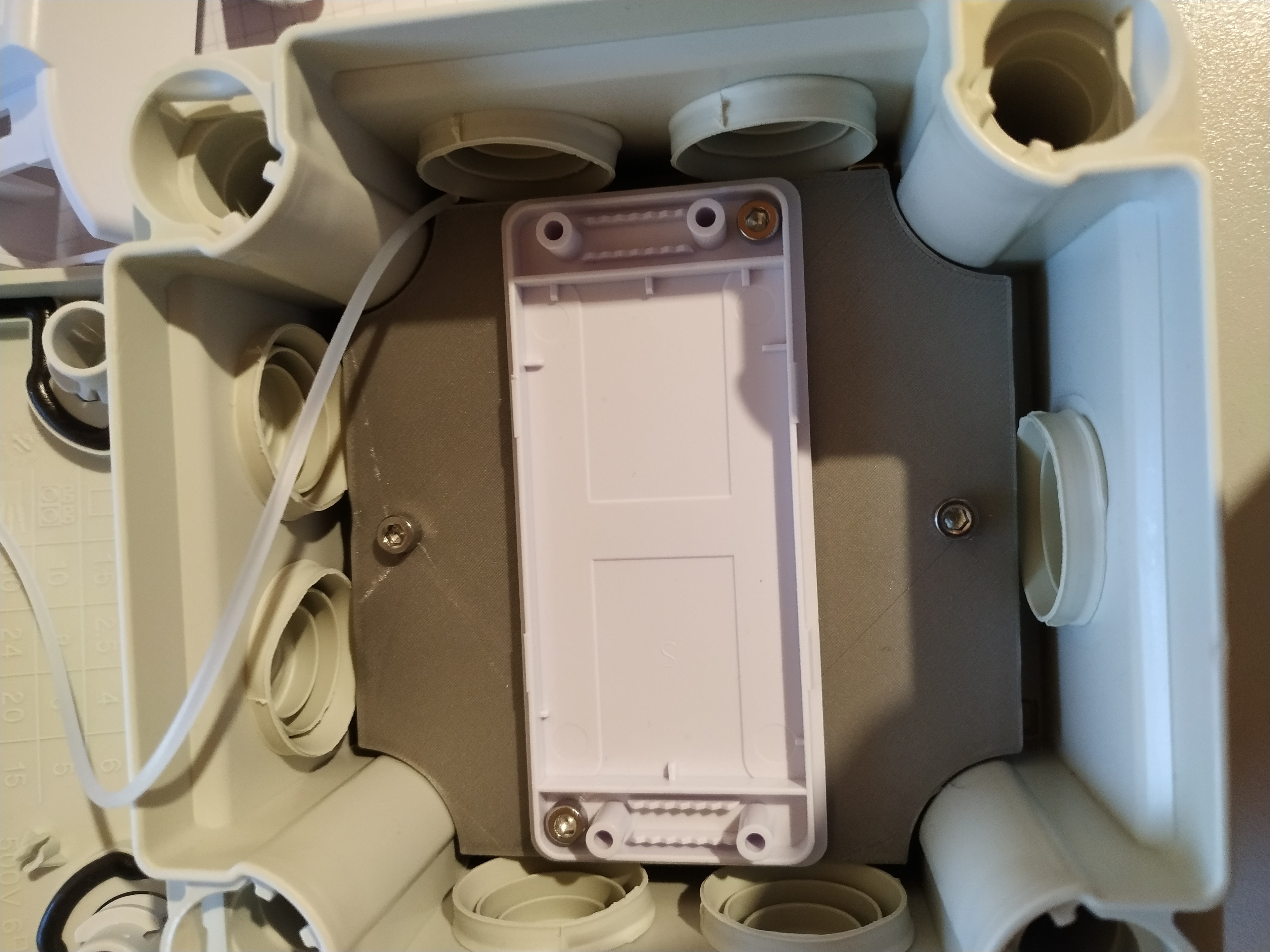 Giá đỡ Sonoff cho Hộp nối OBO T60 - 3843917